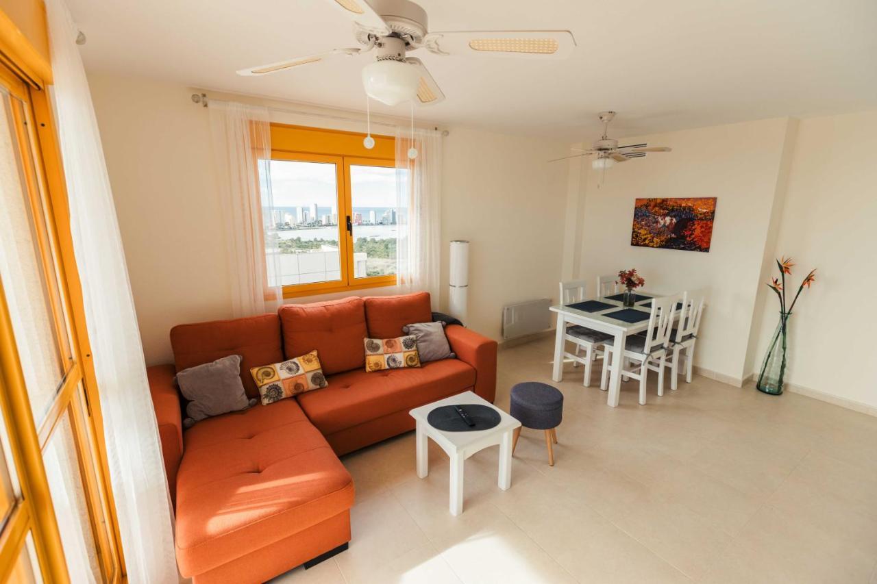 En La Playa. Planta 19. Vistas Espectaculares. 2 Terrazas. Appartement *